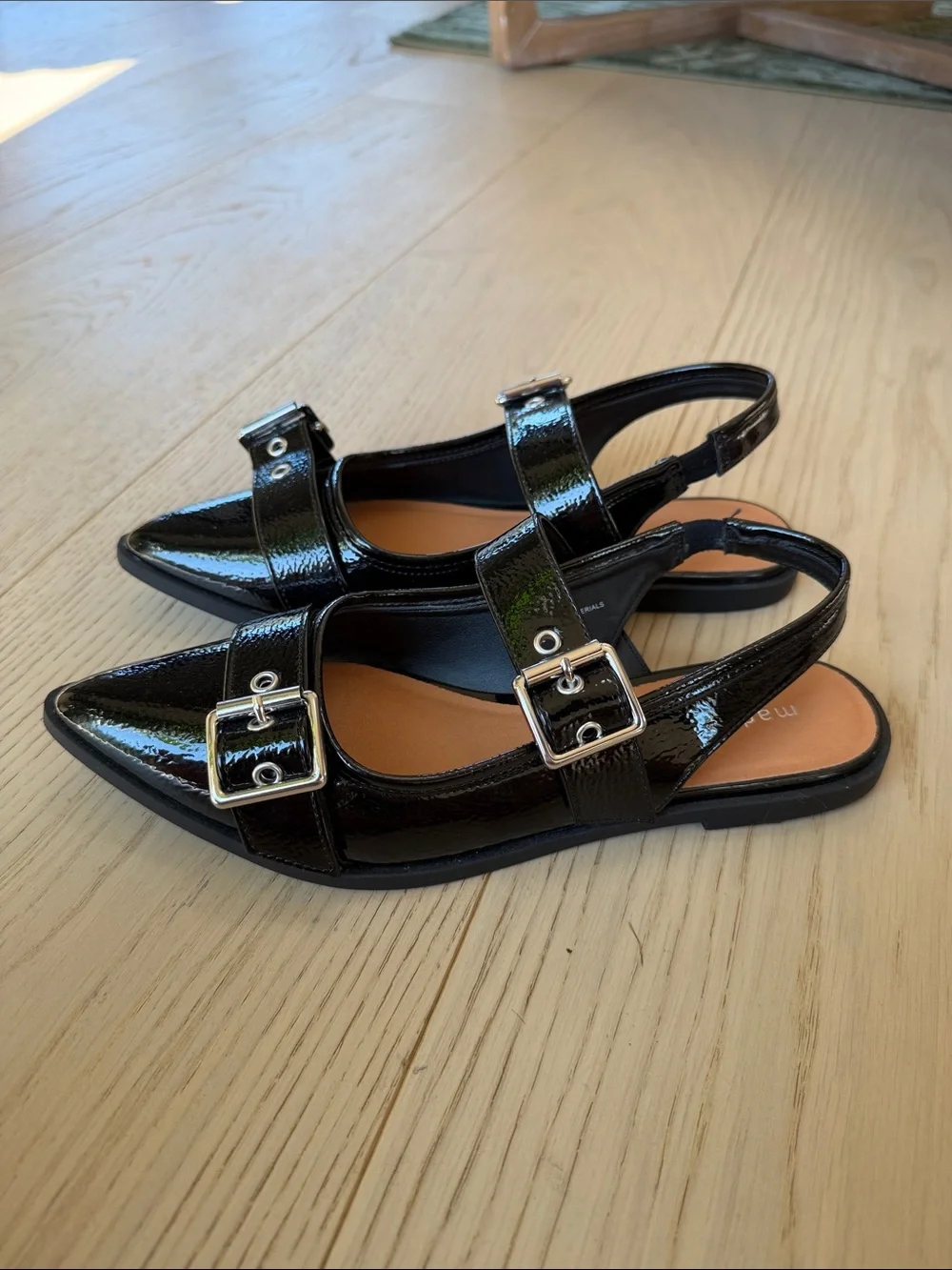Madden girl  Black Patent Pointed Mary Jane Flats with Buckle Straps size 7 - Picture 3 of 6